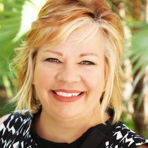 Meet your Posher, Becky